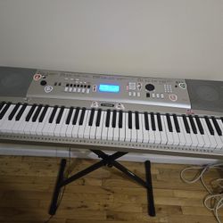 Piano- Keyboard Yamaha YPG-235.  76- Keys 