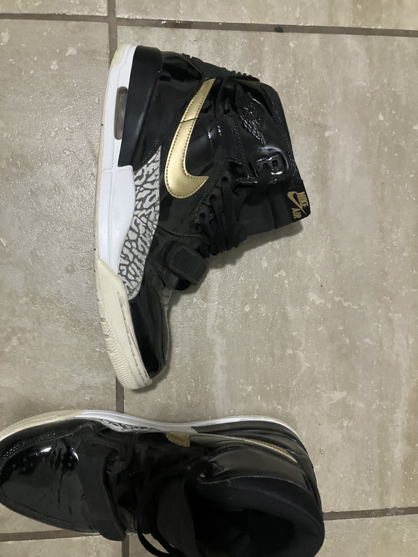 Air Jordan Legacy 312
