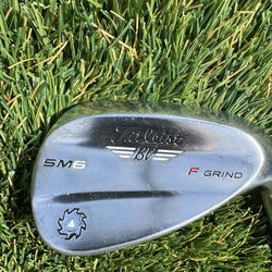 Titleist Vokey SM6 52° (08 Bounce) F Grind Wedge – Golf Pride Align Grip