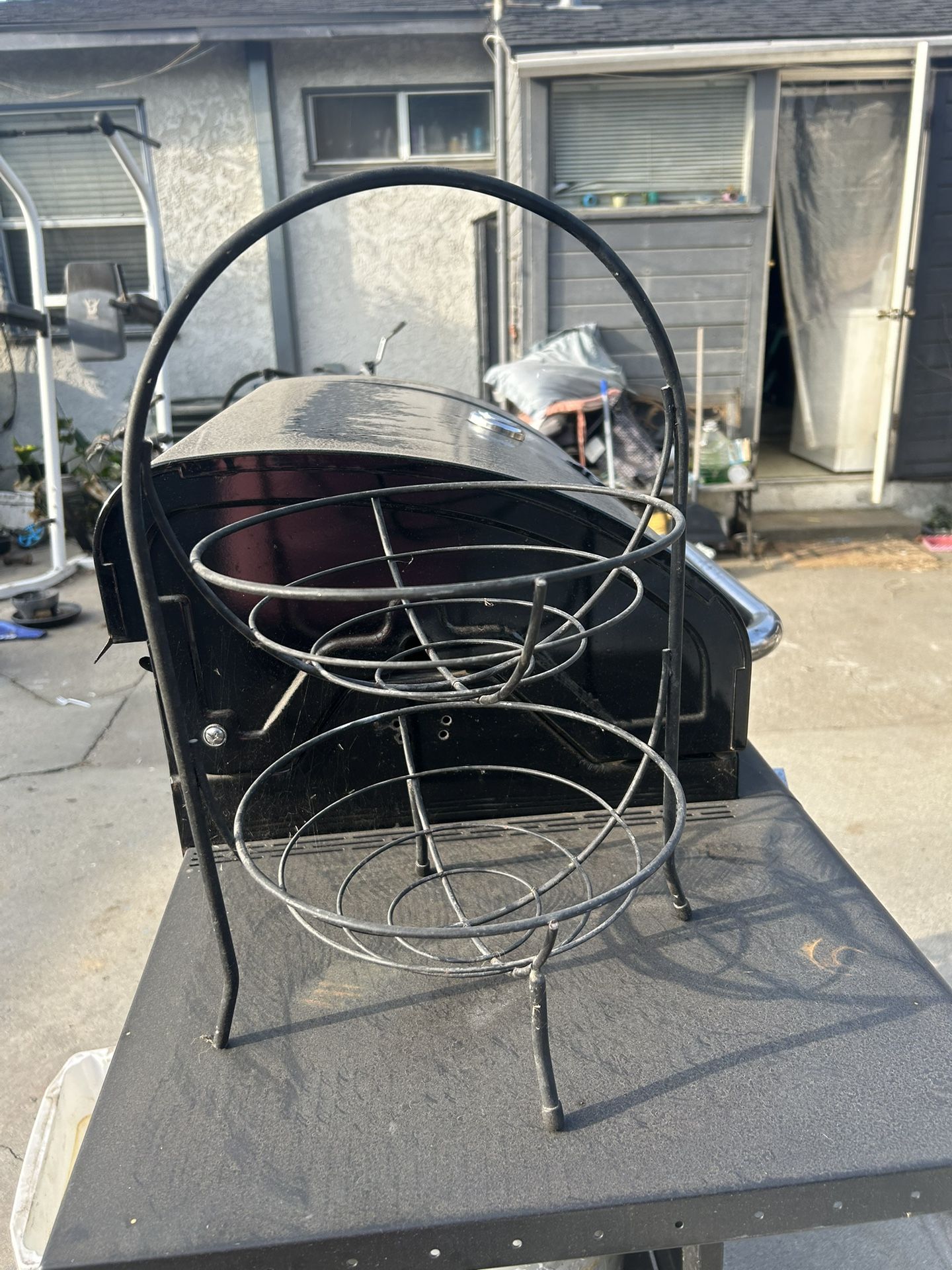 Metal fruit stand