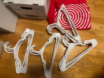 80 white adult hangers