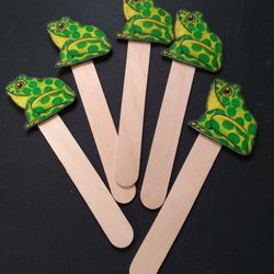 Teaching Supplies Five Little Speckled Frogs Stick Puppet