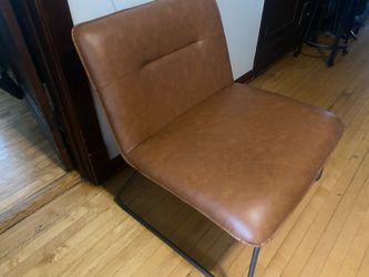Accent chair