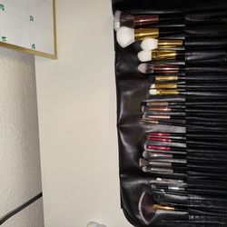 Make Up Brushes