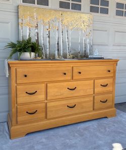 Solid wood 8 drawer dresser