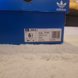 Adidas Sneakers Ozelia J