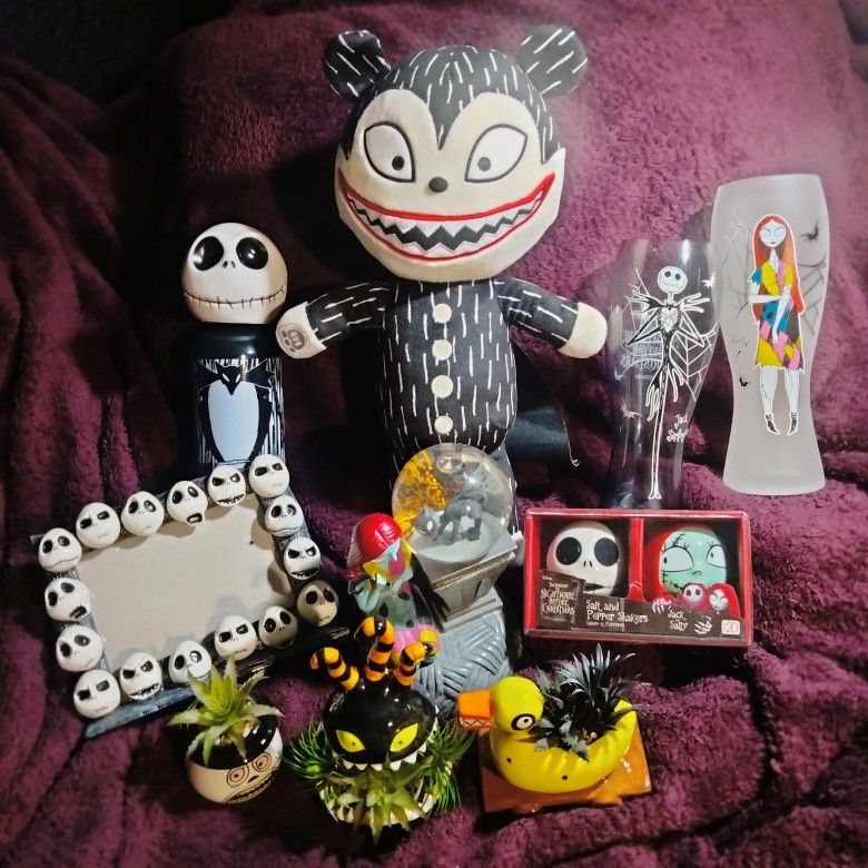 Nightmare Before Christmas Lot Disney Halloween Collectable Tim Burton Jack Sally Cool Stuff