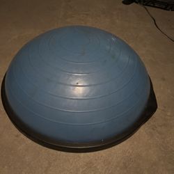 BOSU BALL  
