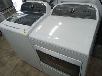 Whirlpool Cabrio top load washer and gas dryer set - Free delivery