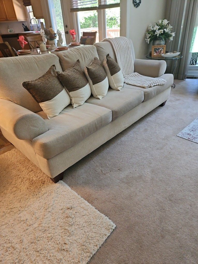 Sofa set