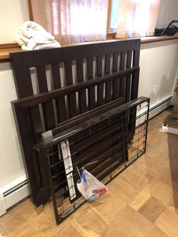 Baby cache crib/bed