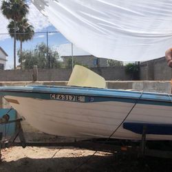 1966 Glass Bar 18 Foot Boat