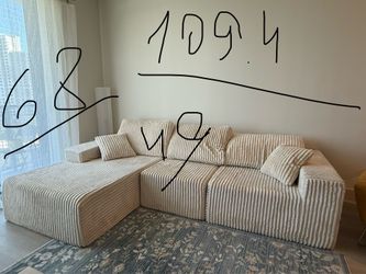 Urgent sale ! Boneless couch 109.4”