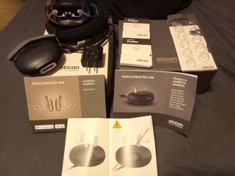 Oticon Real miniRITE R Hearing Aid Bundle
