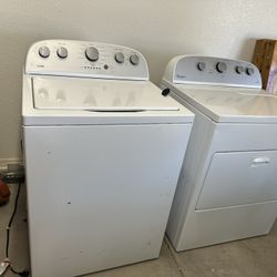 Whirlpool Washer & Dryer Set