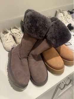 UGG HIGH TOP Womens 8