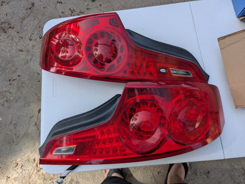 G35 Coupe Tail Lights