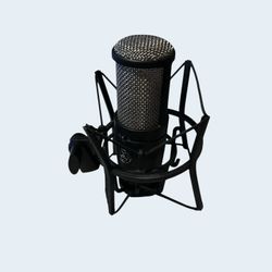 AKG P420 Project Studio Condenser Microphone 