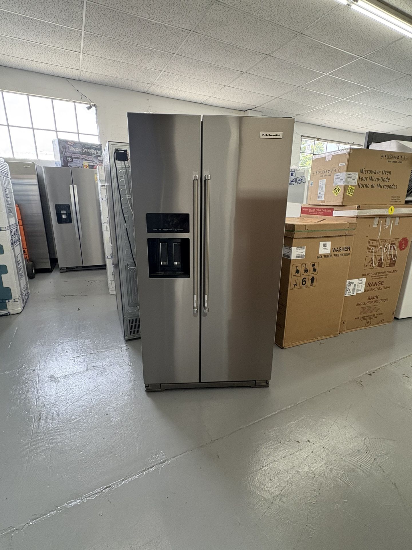 Kitchen Aid 36β Refrigerator