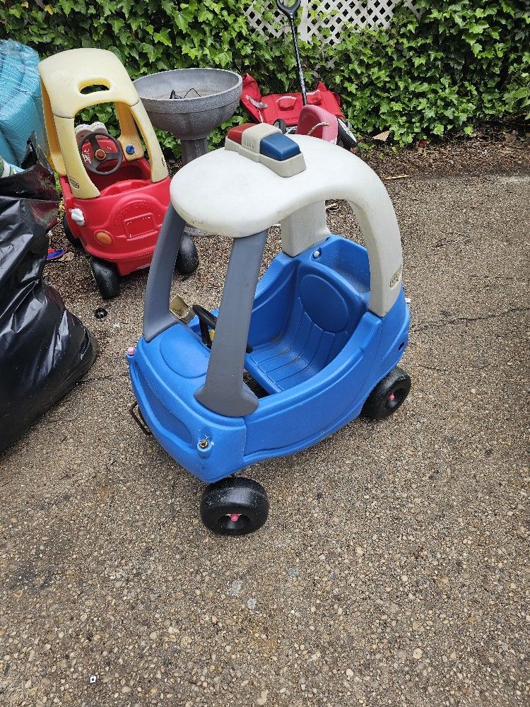 Price Is Firm.. Police Car Cozy Coupe