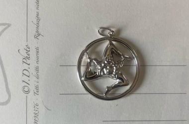 Trinacria Pendant 18K White Gold