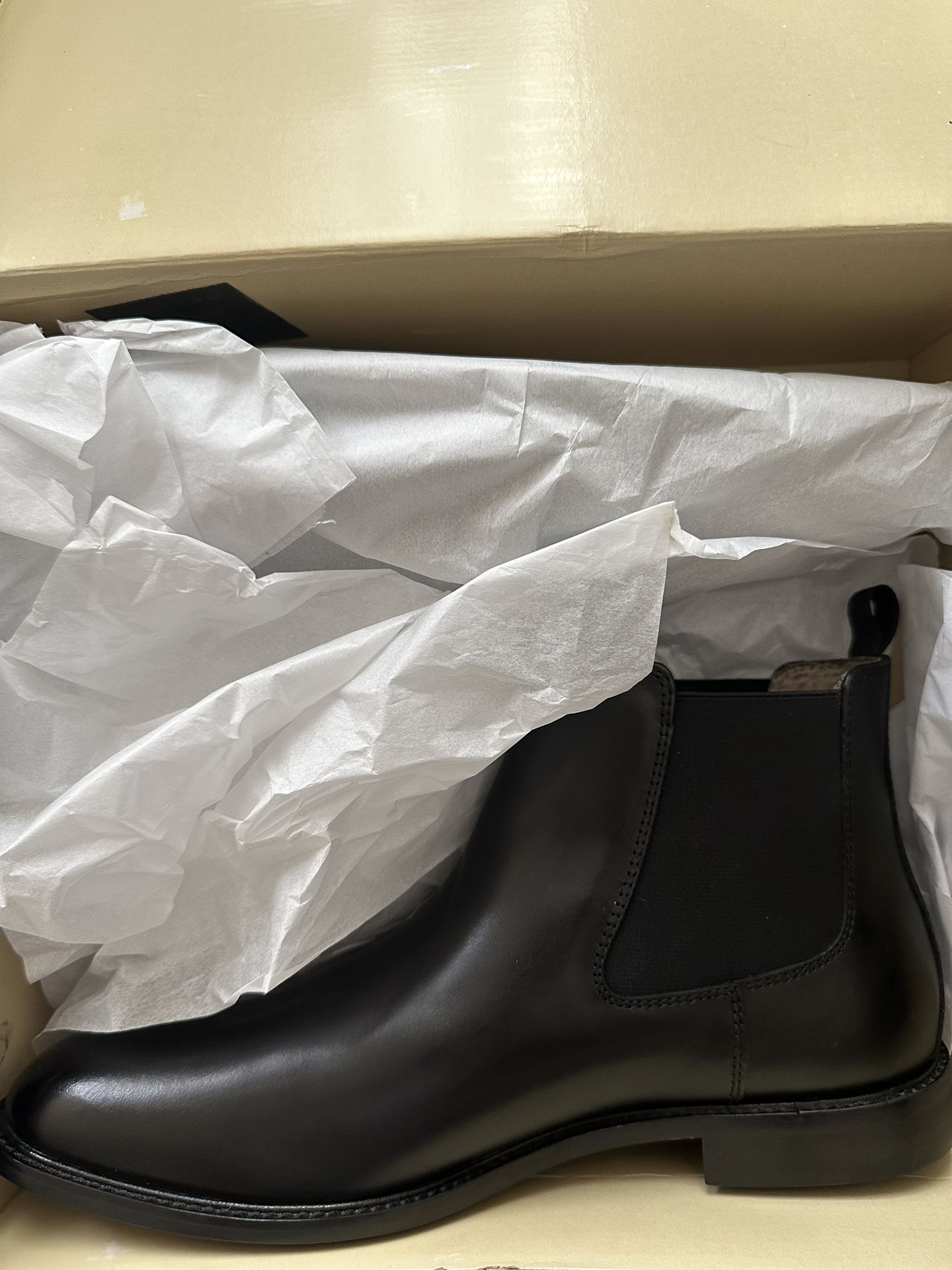 New Banana Republic Chelsea Boots Size 12