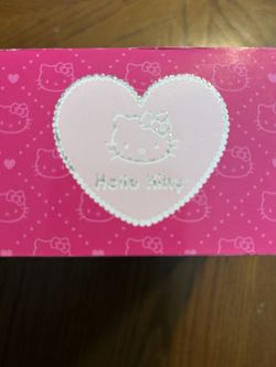 Hello Kitty Pink and White Hearts and Bows child’s jewelry box