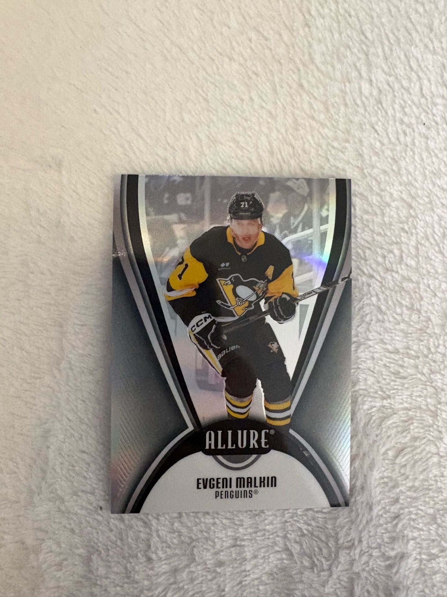Malkin Black rainbow Allure