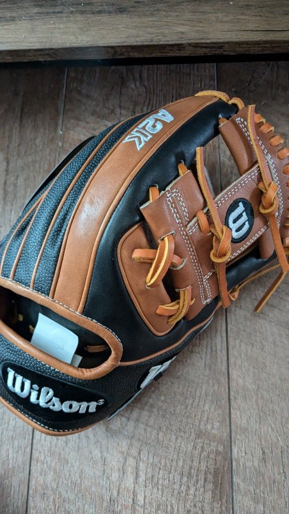 Wilson A2K 11.5 Inch 1786 Infield glove