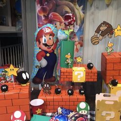 Super Mario Bros Party setup $50 JUST REDUCED MUST GO MOVING