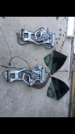 Mustang convertible gt or V6 rear glass motors 99-03