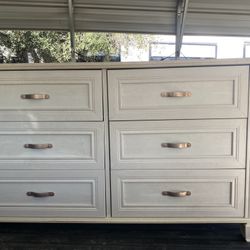 100 Dollars Couch Turn Into Bed Dresser Good Condition Couch Needs Cleaned