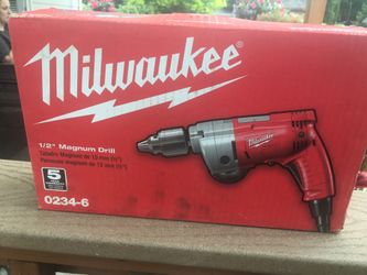 Milwaukee 1/2” magnum drill