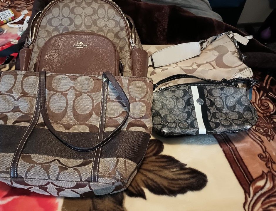 Coach Purses And Backpack 60 Bucks A Piece