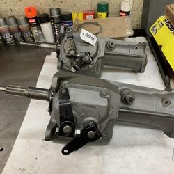 .Muncie Sm 318 3spd Transmission 