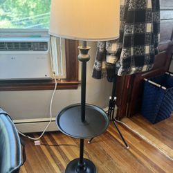 Sturdy Metal Lamp With Tray