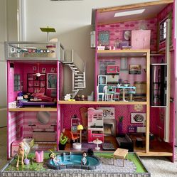 Beautiful Doll House