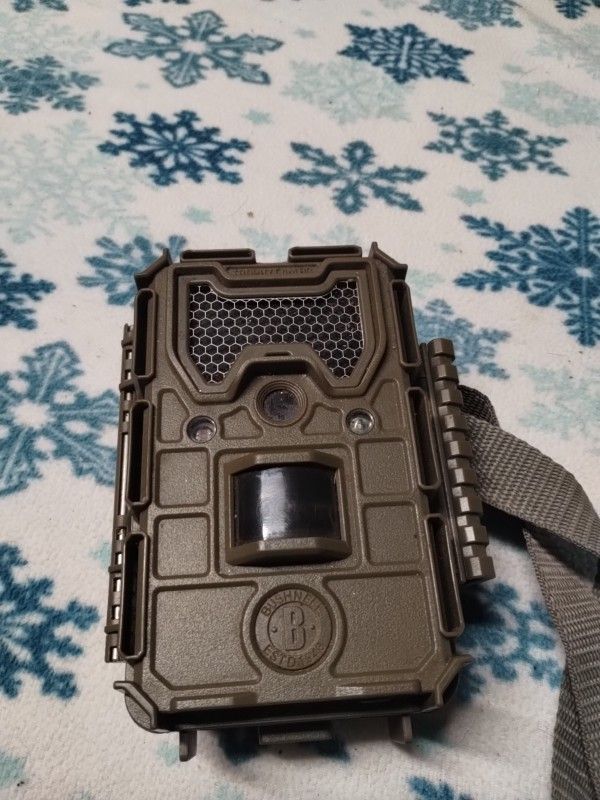 Bushnell Trail Trophy Camera