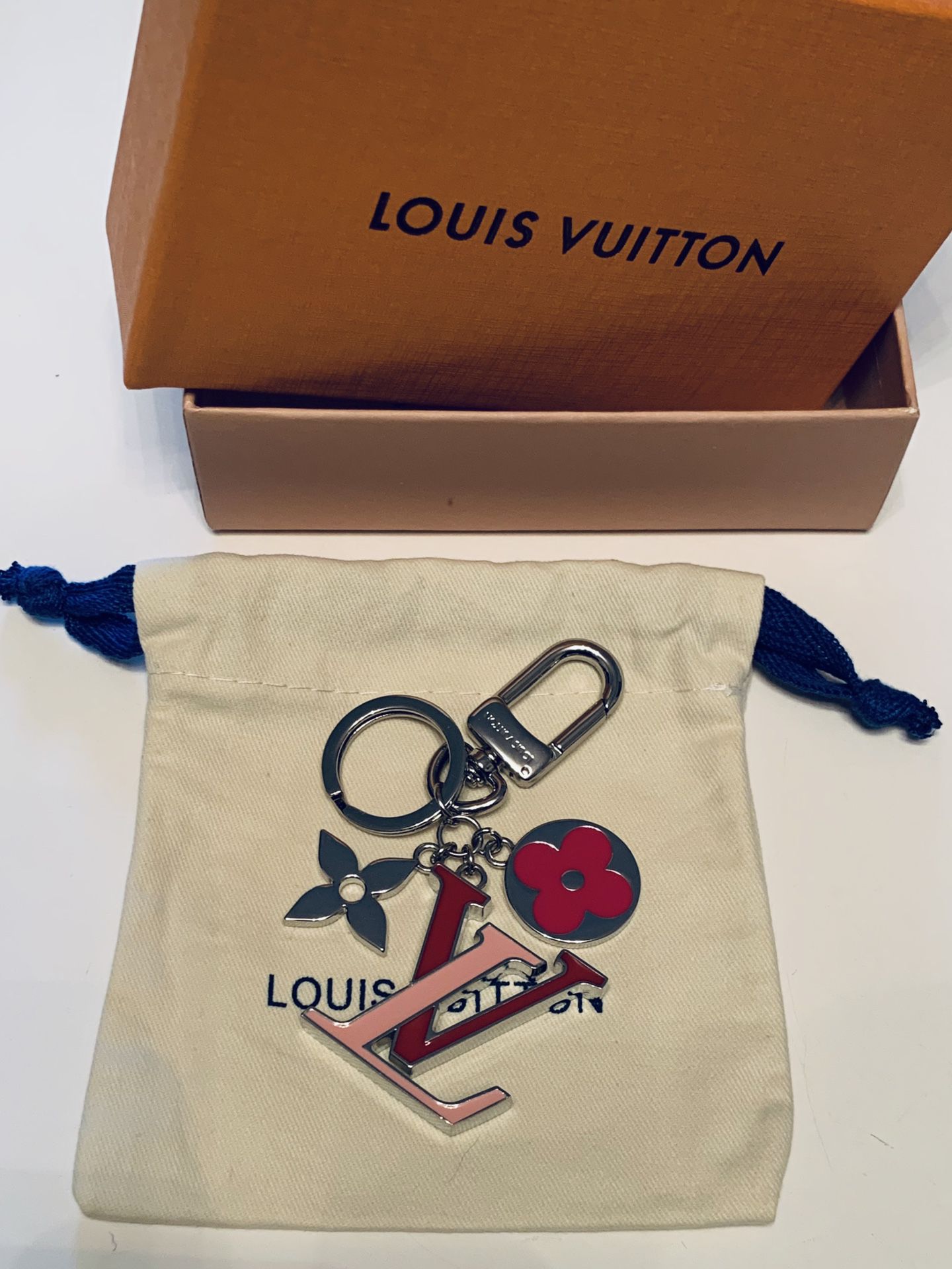 Louis Vuitton key chain bag chain