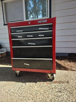 Craftsman rolling tool cabnet
