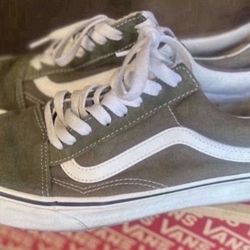 Woman Vans Size 9