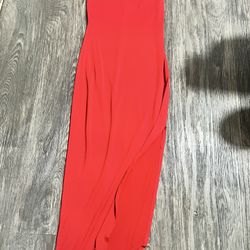 dress with slit