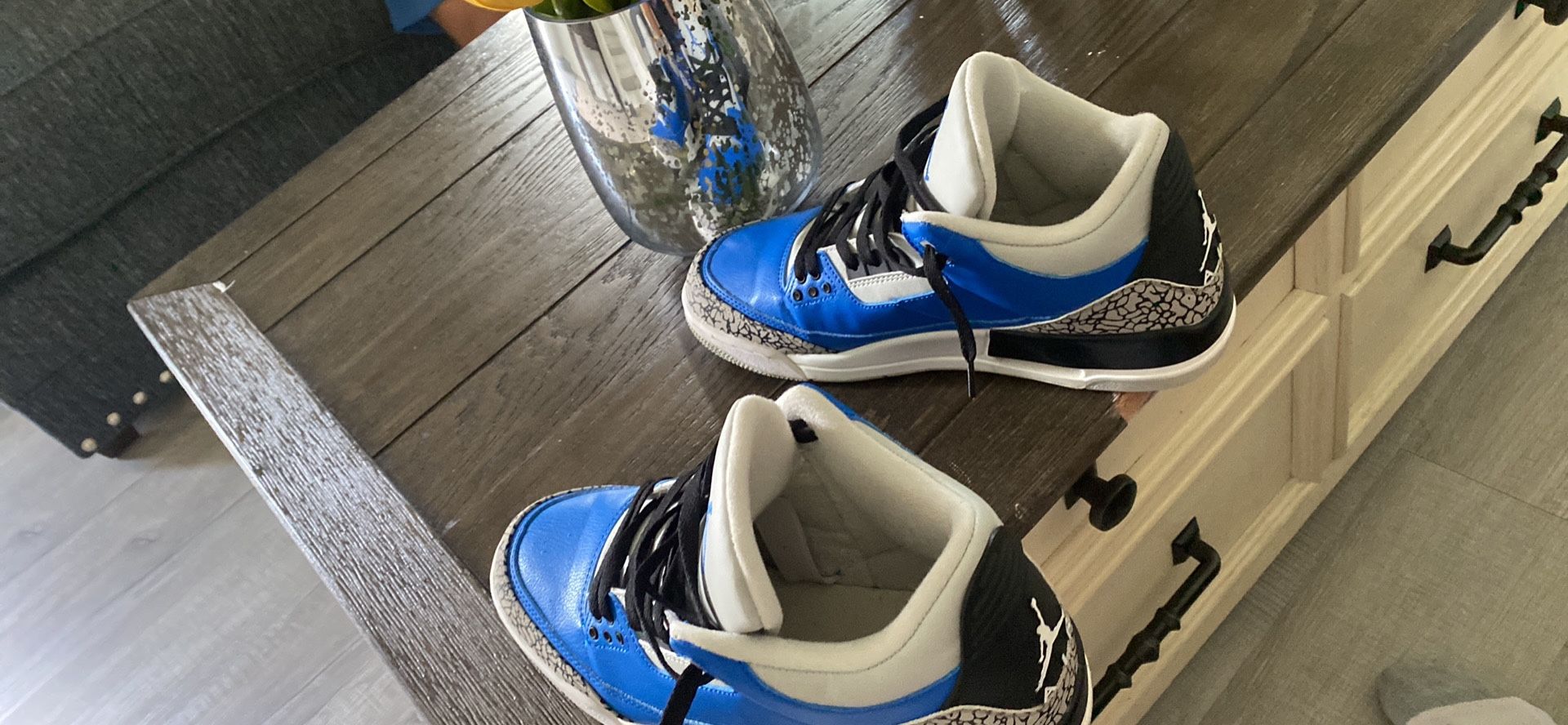 Jordan 3 Varsity Royal