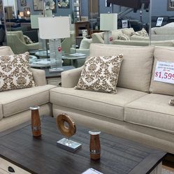 Made in USA sofa and loveseat 