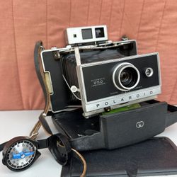 Polaroid Automatic 250 Land Camera - Vintage Instant Camera W Timer N Case