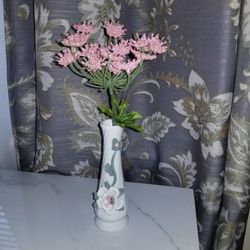 Floral vase 