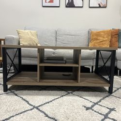 farmhouse coffee table