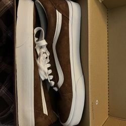 Suede Brown Old Skool Vans 9 Men, 10.5 Women