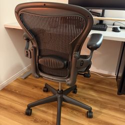 Herman Miller Aeron Size A