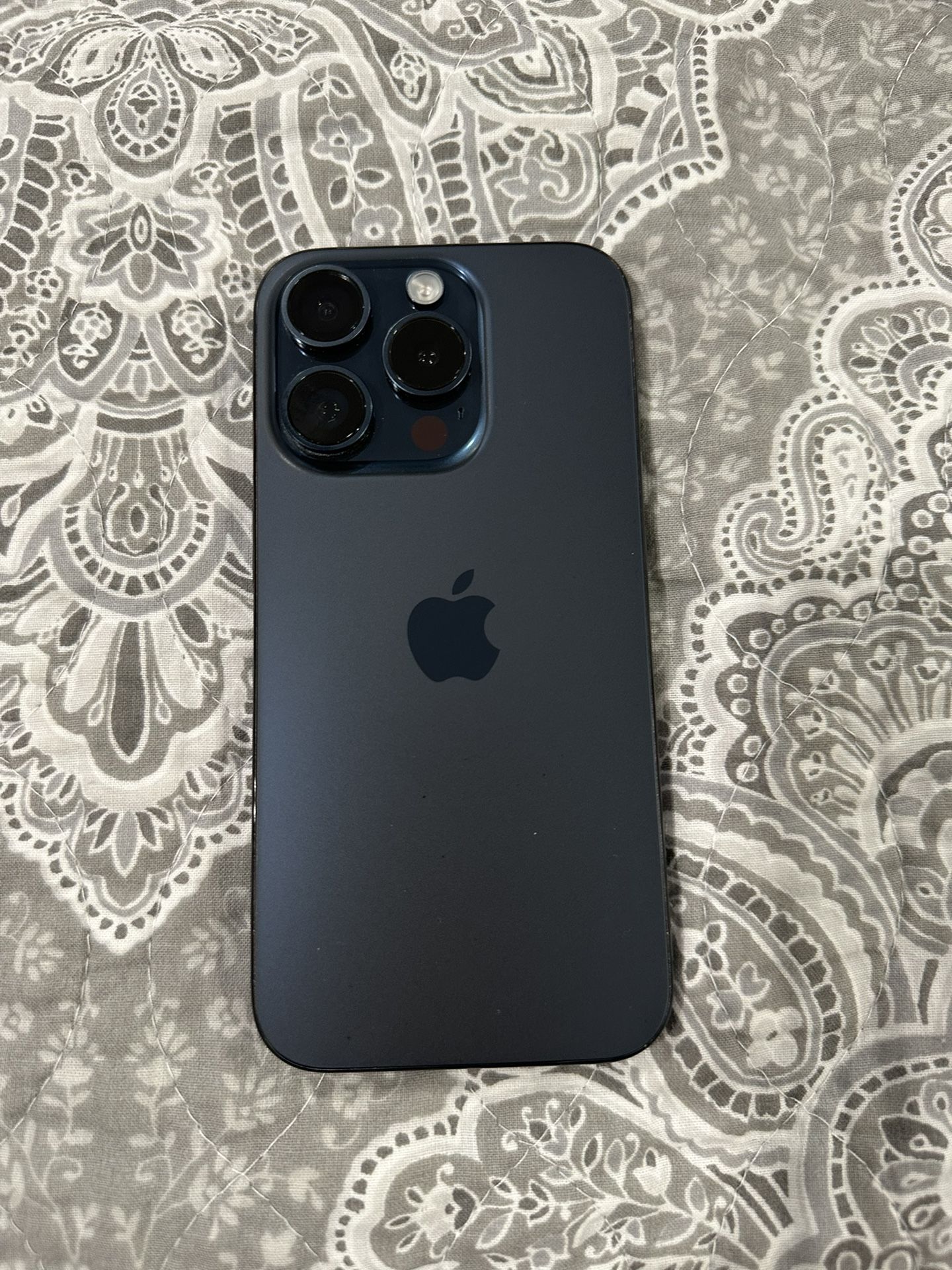 iPhone 15 Pro 128gb Blue Titanium Unlocked 